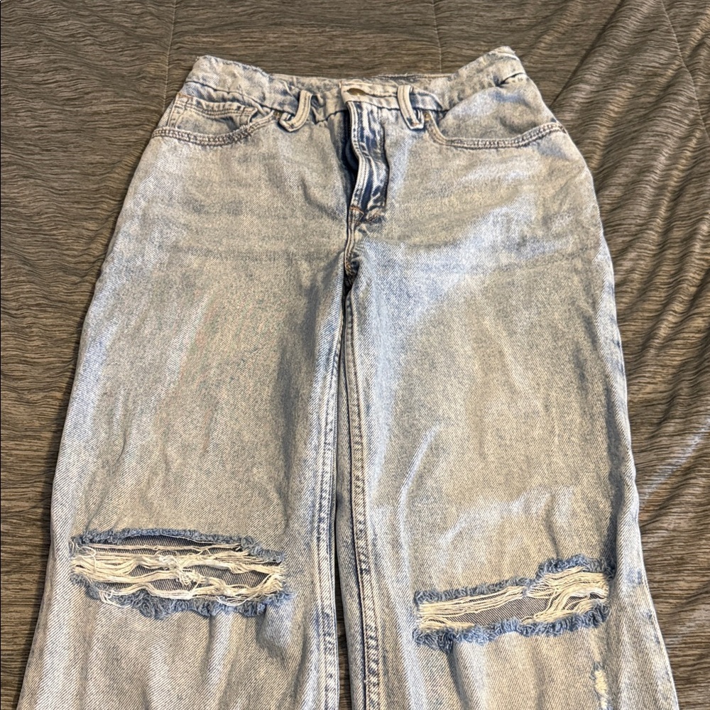Distressed Light Blue Women's Jeans